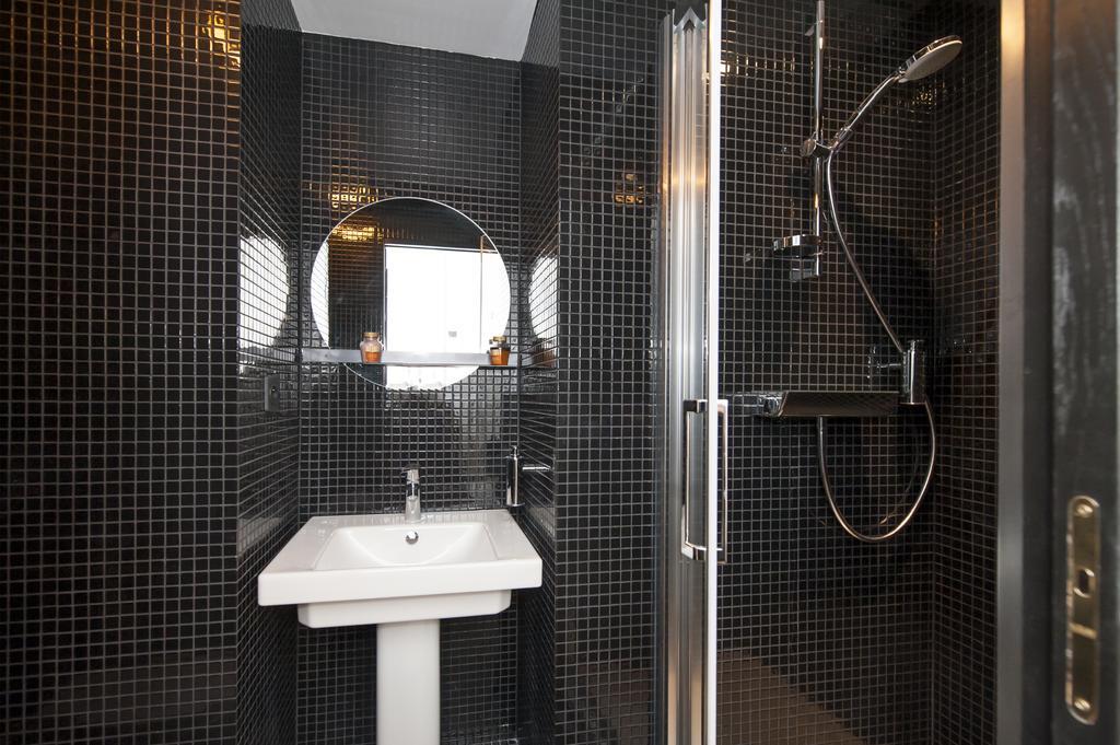 Appartements Saint-Germain - Odeon Parijs Buitenkant foto